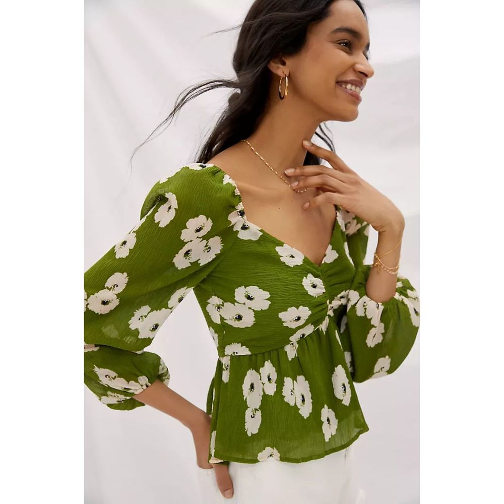 ASTR the Label Toscana Babydoll Blouse Green Floral Bubble Sleeve Size Small